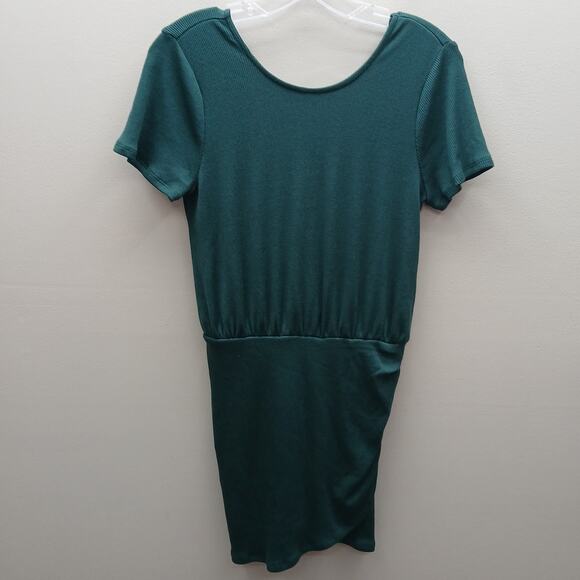 Lovers + Friends Dresses & Skirts - Lovers + Friends NWT Knit Jenner Mini Dress Minimalist Forest Green SZ Medium